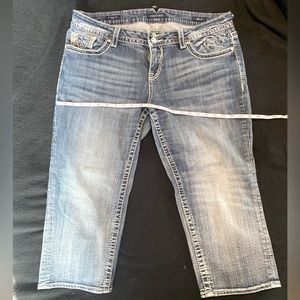 Vigoss Crop Denim Capris